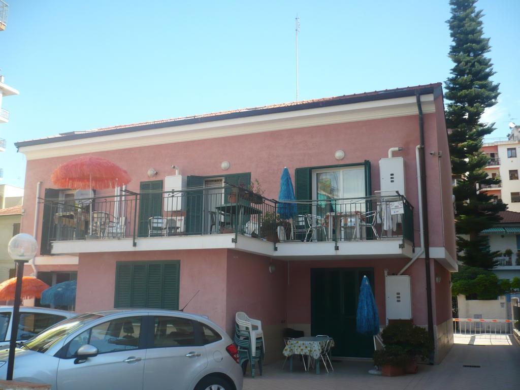 Villamareblu Ventimiglia Zewnętrze zdjęcie