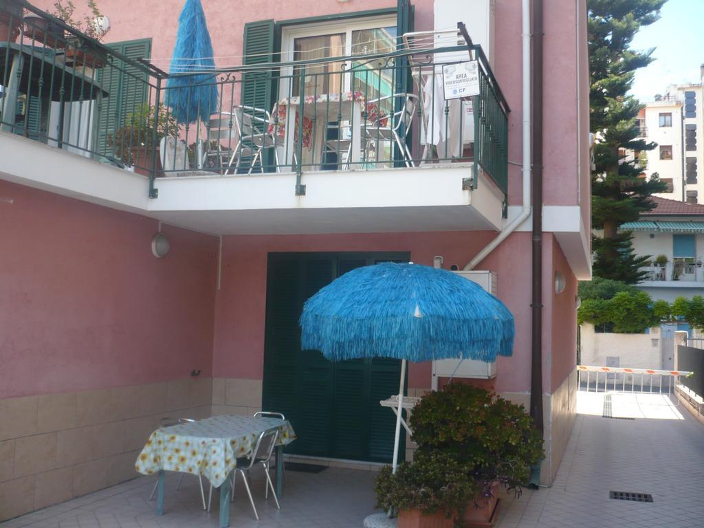 Villamareblu Ventimiglia Zewnętrze zdjęcie